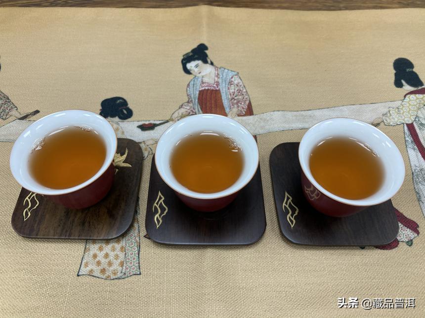 易昌号2006年正品：昌泰号大品牌出品，中期茶仓储是选购重点